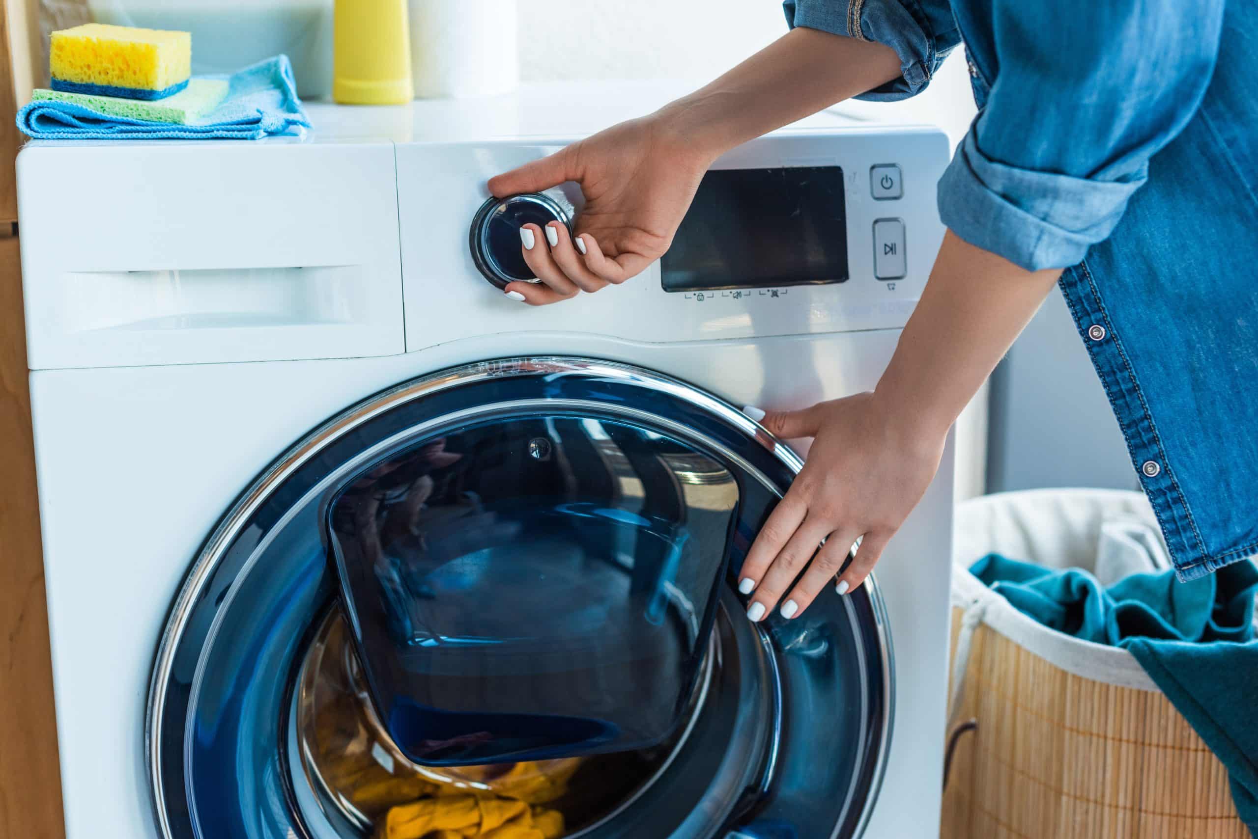 metodi per risparmiare con la lavatrice