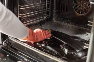 pulizia efficace del forno
